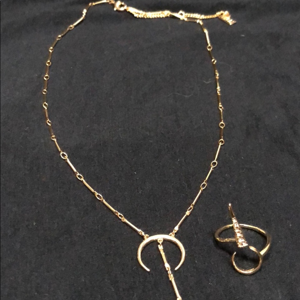 Luv AJ lariat & ring
